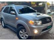 ⚫️🟢JG TRADING AUTOMOTORES VENDE⚫️🟢TOYOTA FORTUNER ❗️ AÑO 2010/11... 🟢TOYOTOSHI . 🟢CH