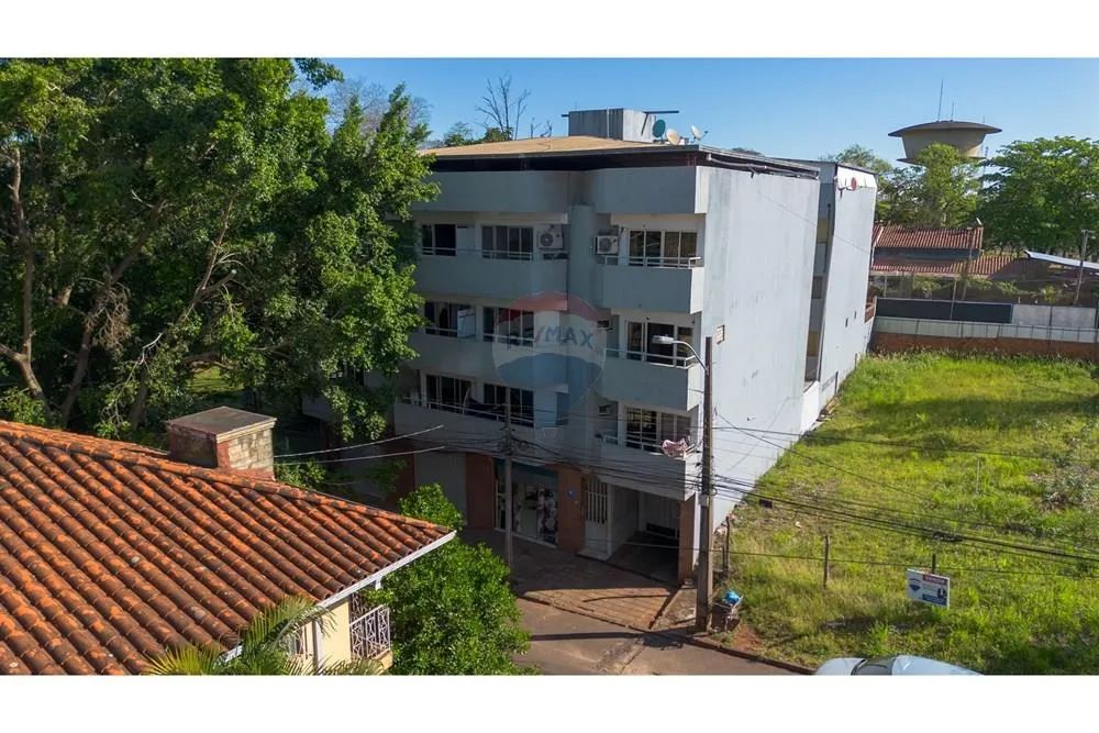 VENDO EDIFICIO COMERCIAL EN CDE — foto 3