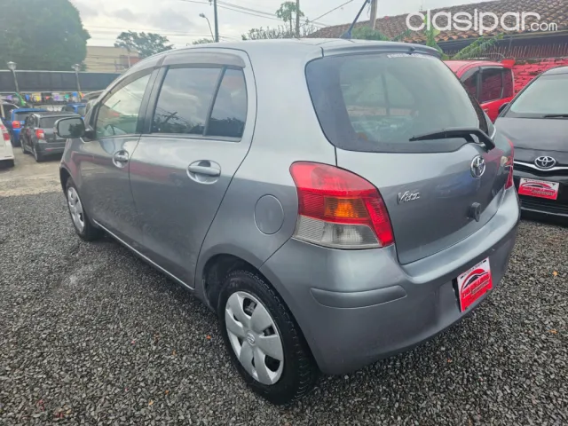Toyota Vitz 2008 — foto 4