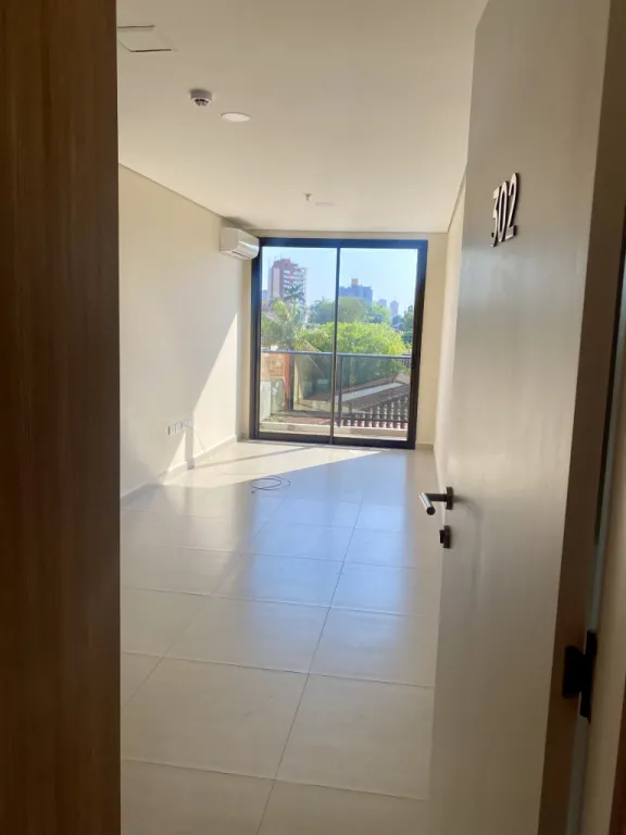 ALQUILO AMPLIO Y HERMOSO DEPARTAMENTO EN ZONA EXCLUSIVA DE LAS MERCEDES‼️ — foto 3