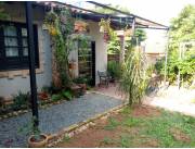VENDO CASA EN ESQUINA EN CAACUPE