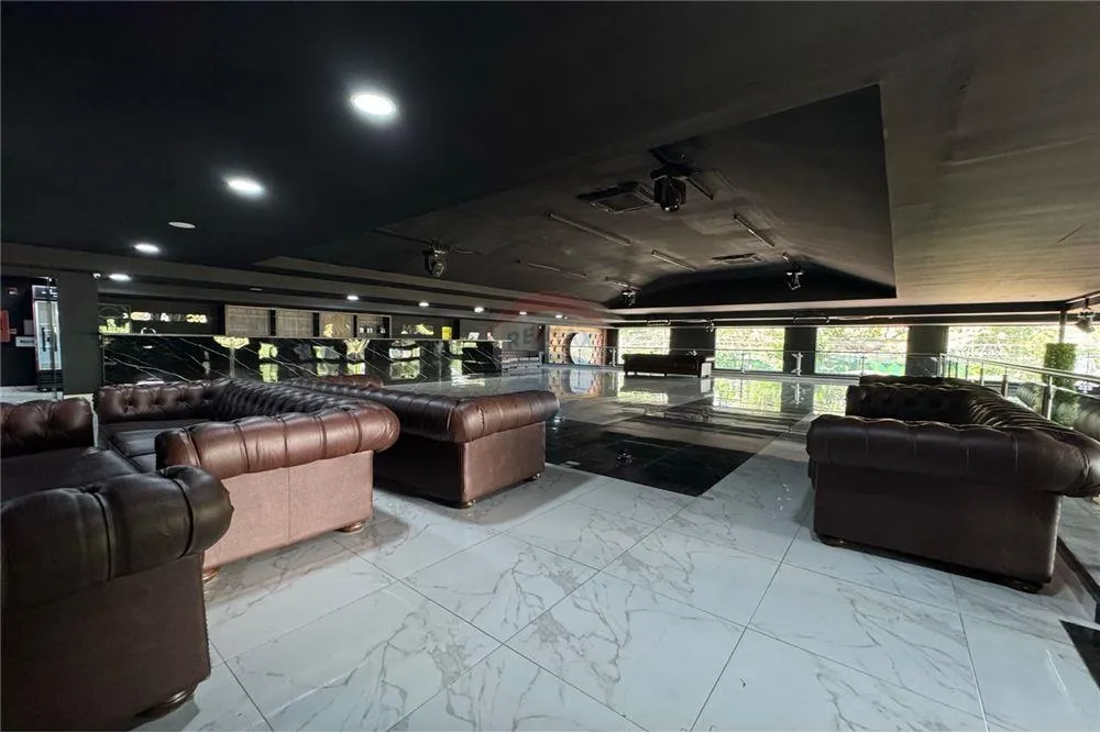 VENDO LOCAL COMERCIAL CON RENTA ACTIVA EN VILLA MORRA — foto 3