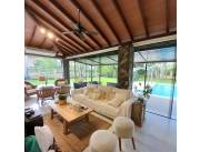 Vendo casa de 3 dormitorios en Surubi’i