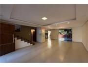 hermoso duplex en venta lambare