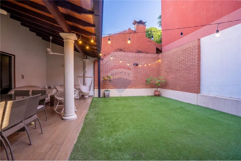 EN VENTA CASA FAMILIAR EN SAJONIA — Foto 2