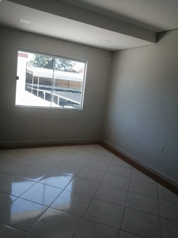 ALQUILO SHOWROOM CON OFICINAS SOBRE AVIADORES DEL CHACO COD 4188 — foto 3
