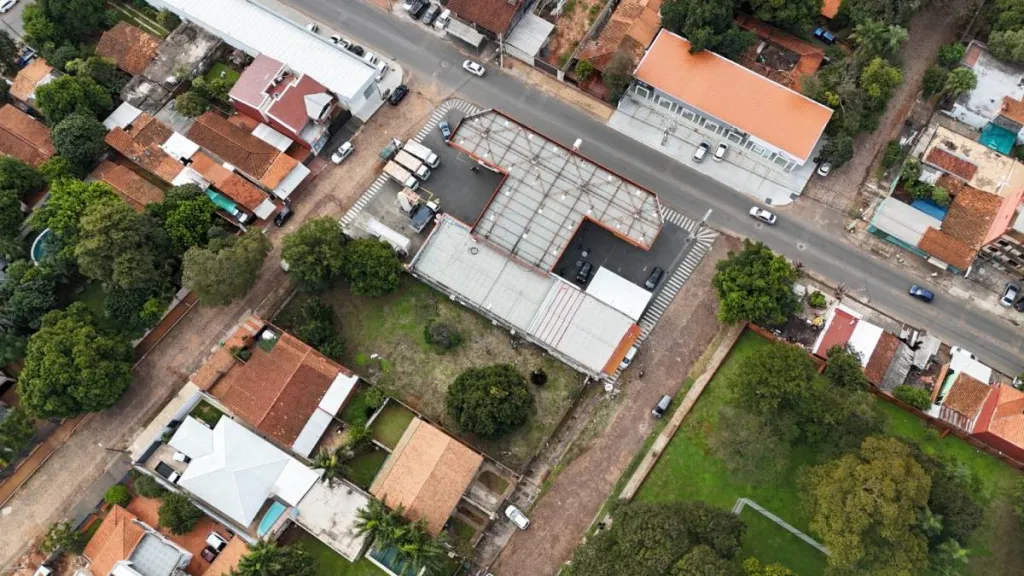VENDO IMPORTANTE Y AMPLIO TERRENO EN FERNANDO DE LA MORA, ZONA SUR — foto 2