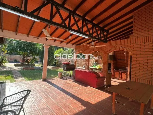 VENDO CASA EN BARRIO KENNEDY LAMBARE — foto 3