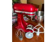 Batidora Kitchen Aid Artisan Con todos sus accesorios