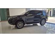 Vendo Toyota Fortuner CRV año 2023