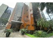 ALQUILO OFICINA CORPORATIVA EN EDIFICIO ROYAL TOWER