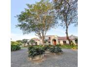 EN VENTA – EXCLUSIVA RESIDENCIA DE LUJO EN SURUBI’Í