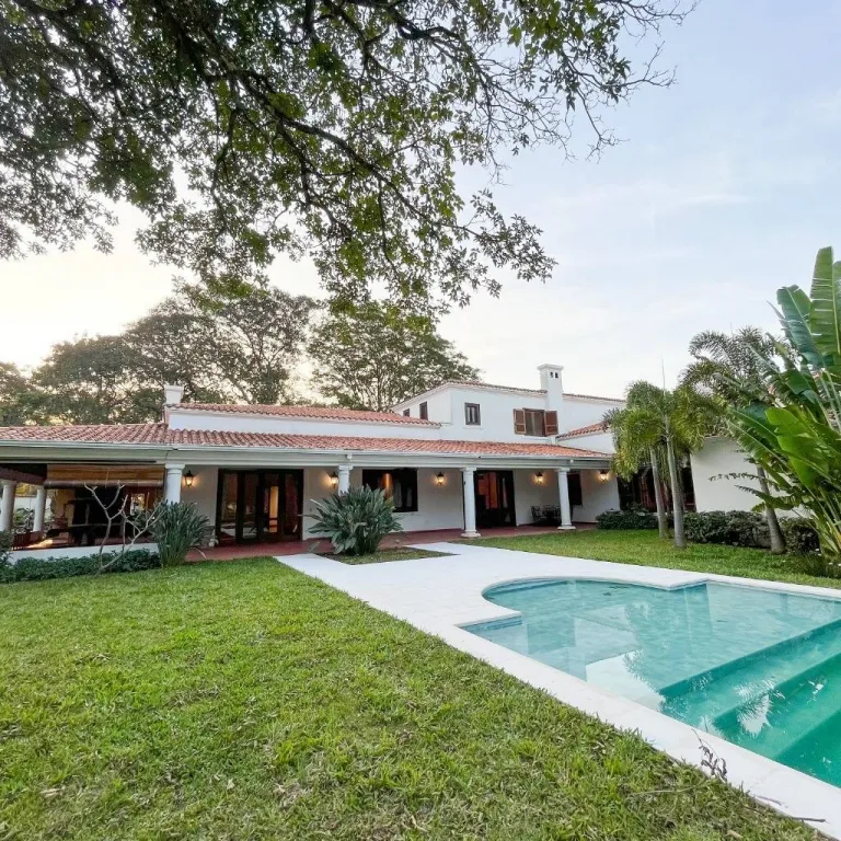 EN VENTA – EXCLUSIVA RESIDENCIA DE LUJO EN SURUBI’Í — foto 2