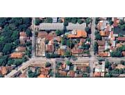 Terreno con construcción a demoler en Villa Aurelia – Asunción
