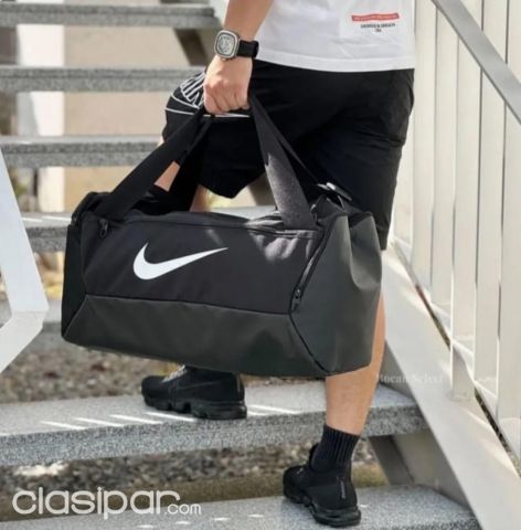 Otros deportes - 🌀 Bolson deportivo Nike Brasilia todo negro pipa blanca de 41 litros tamaño mediano. Car