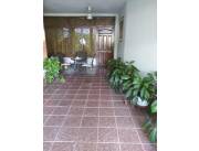 OFERTA!! RESIDENCIA AMOBLADA Y EQUIPADA X USD 300.000!!! - B O LOS LAURELES ZONA SND