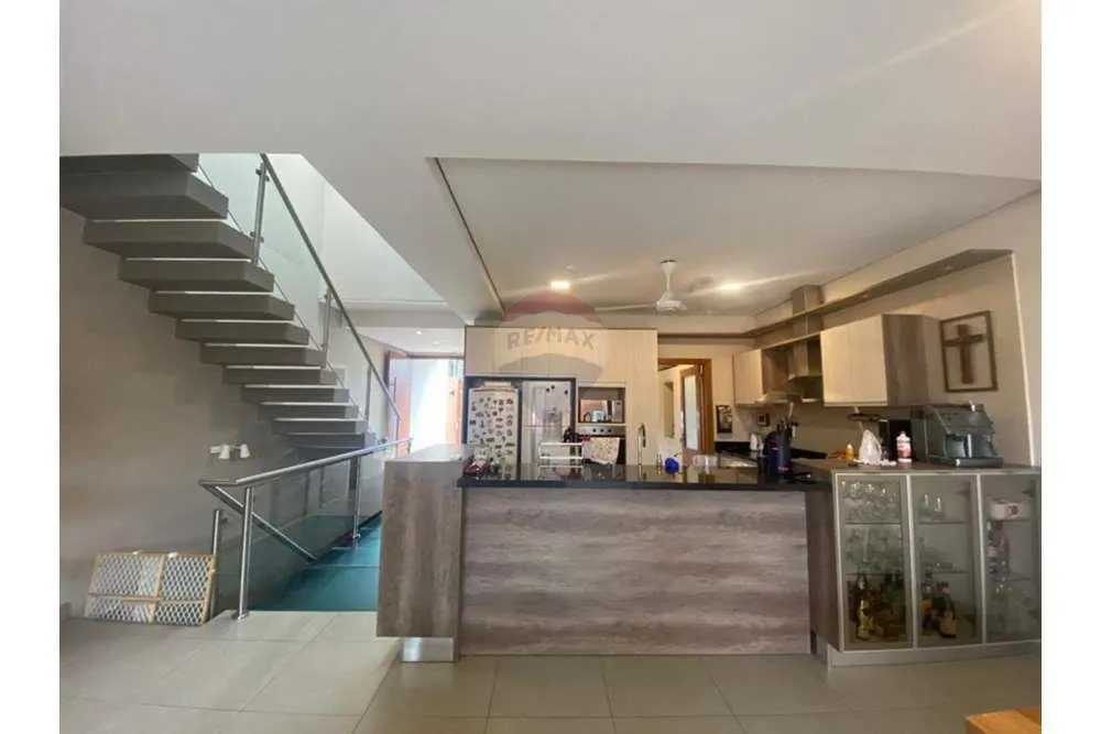Duplex en Recoleta cerca de Colegios y Shoppings — foto 2