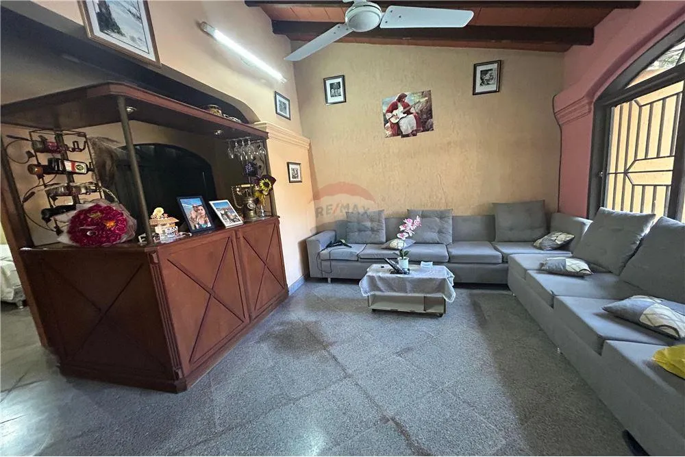 AMPLIA RESIDENCIA EN ÑEMBY — foto 2