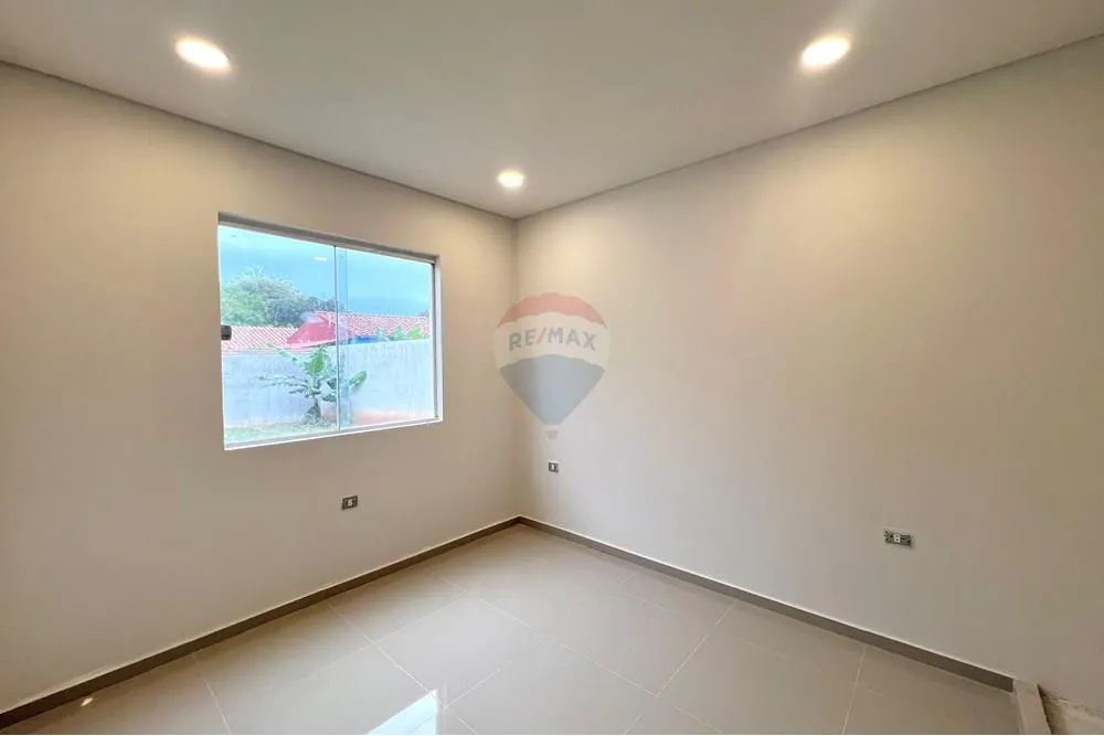 Hermoso chalet a estrenar en Luque, Barrio Mora Cue. — foto 2