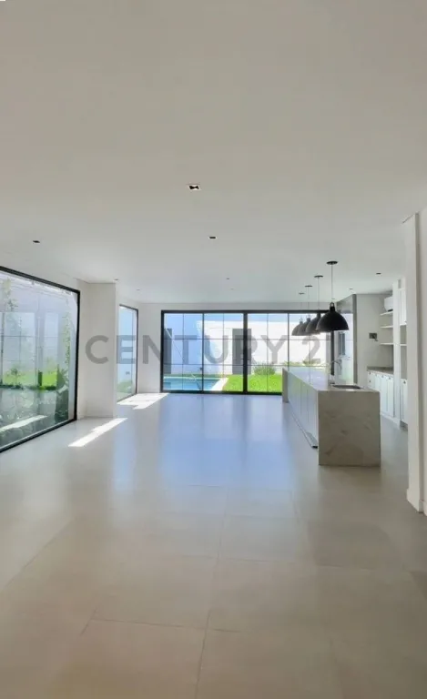 HERMOSA CASA PAREADA BRITISH STYLE A ESTRENAR — foto 3