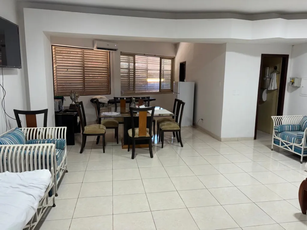 VENDO yo PERMUTO, Edificio de 4 pisos en Bo. San Vicente. — foto 2