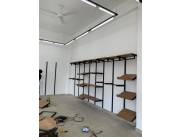 Estructura modular ajustable para tienda de ropa / perchero y estantes metálicos