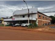 Alquilo amplio salón comercial