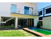 CASA EN LAMBARE ZONA DE LA MUNICIPALIDAD