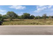 DOS HERMOSOS TERRENOS EN YPANE