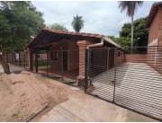 VENDO CASA + 2 DUPLEX EN ESQUINA, LUQUE TERCER BARRIO