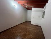 🏡 Amplia Casa Familiar en Alquiler – Barrio Santa Lucía, Lambaré