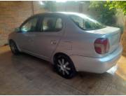OFERTA, HERMOSA TOYOTA PLATZ AÑO 2000