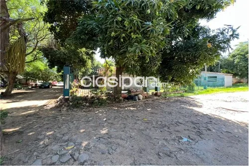 VENDO TERRENO EN OFERTA EN F. Z. NORTE CERCA DE AV. MCAL, LOPEZ — foto 3