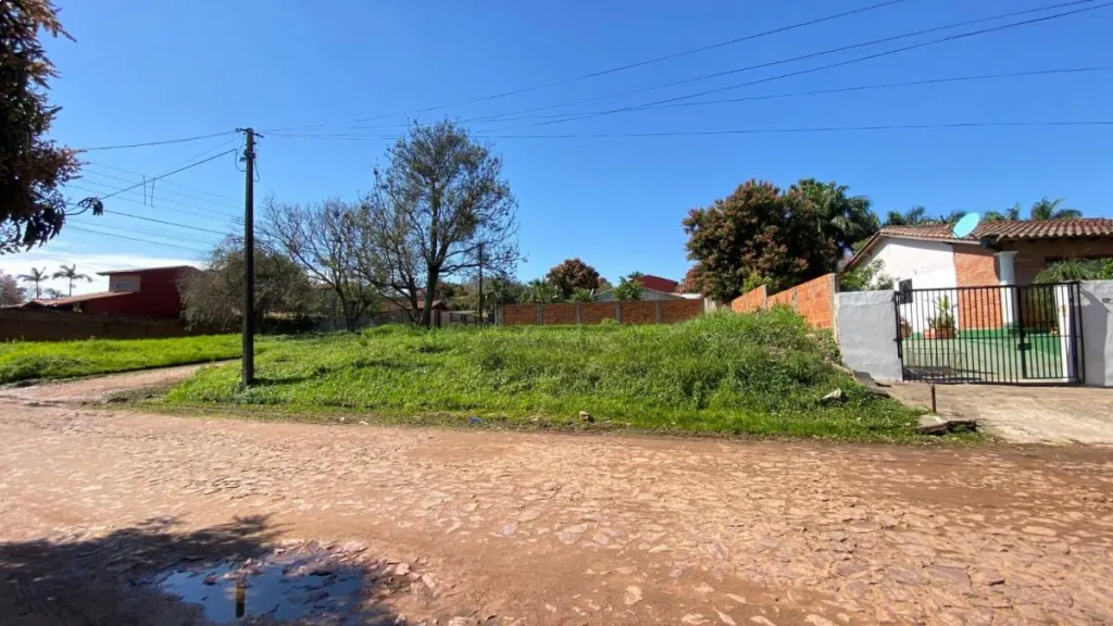 VENDO TERRENO EN ESQUINA SAN CARLOS ÑEMBY_ G 260.000.000 — foto 2