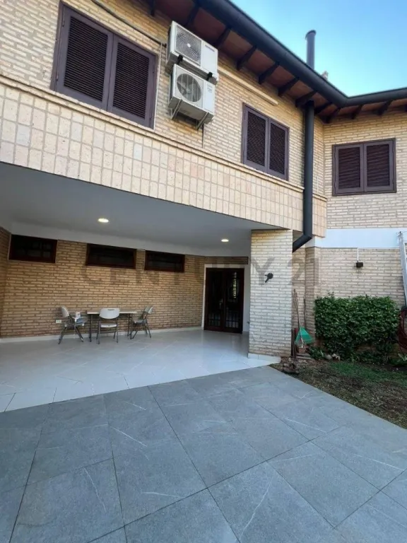 ALQUILO DUPLEX, ZONA MOLAS LOPEZ — photo 2