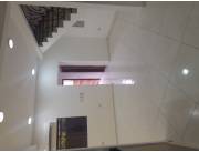 Alquilo coqueto duplex en Fernando zona Sur.