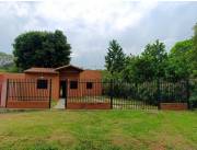 VENDO CASA A ESTRENAR DE TRES DORMITORIOS EN LIMPIO