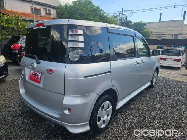 Toyota Sienta 2009 — foto 6
