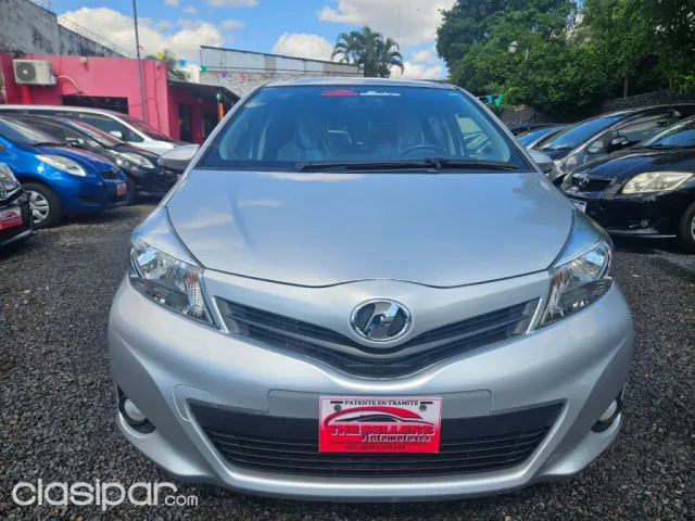 Toyota Vitz 2012 — foto 4