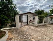 VENDO CASA EN LAMBARÉ