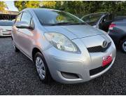 HERMOSO TOYOTA NEW VITZ REC. IMPORT. GRIS P AÑO 2008/09 MOTOR VVTI 1.3. AUTOMATICO NAFTERO