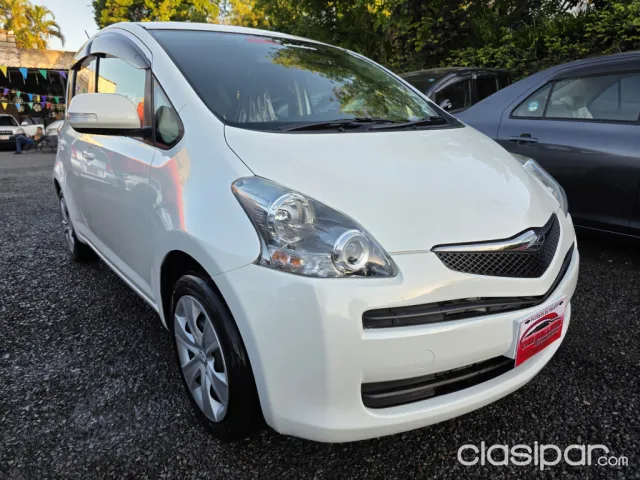 Toyota Ractis 2008 - foto 2