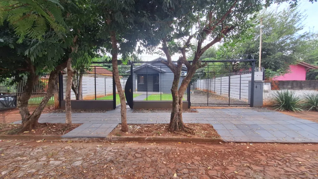 EN VENTA CASA A METROS DE PLAYA ISIDRO — foto 3