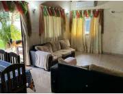 VENDO AMPLIA CASA, SEMI NUEVA LUQUE-LAURELTY