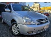 VENDO KIA CARNIVAL AÑO 2009