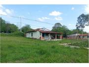 VENDO CASA EN AREGUA - COSTA FLEITAS SOBRE RUTA