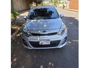 Kia rio hatchback año 2017