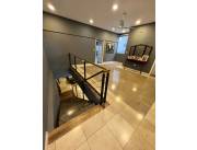 Triplex. Distrito Recoleta. Barrio Tembetary