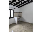 ¡Casa independiente en alquiler – Barrio Centro, Villa Elisa!