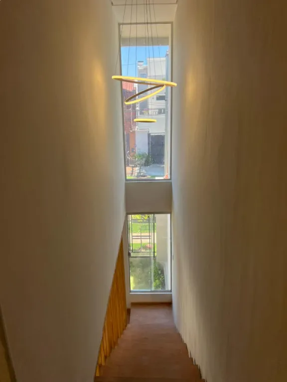 DUPLEX MODERNO A ESTRENAR EN BARRIO AMERICA LUQUE — foto 3